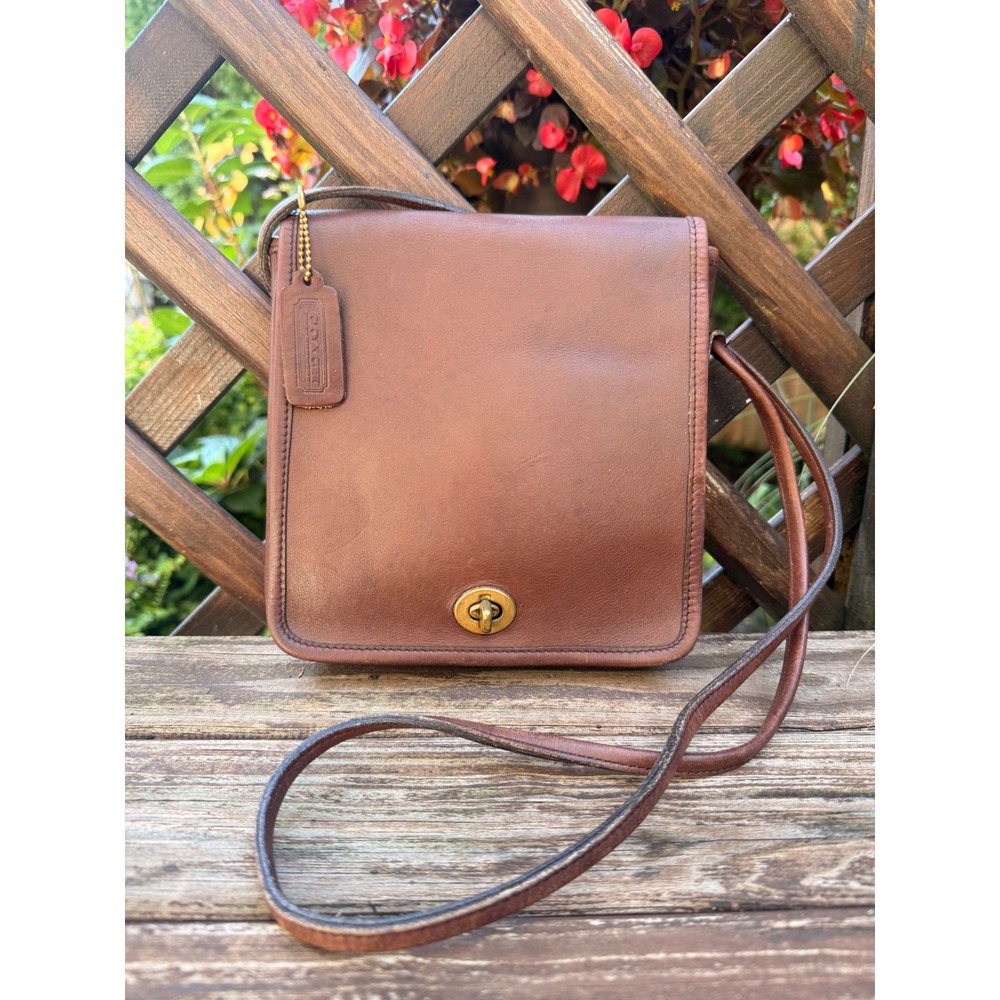 Vintage Coach Legacy Companion Flap Crossbody Bag Mahogany Leather 9076